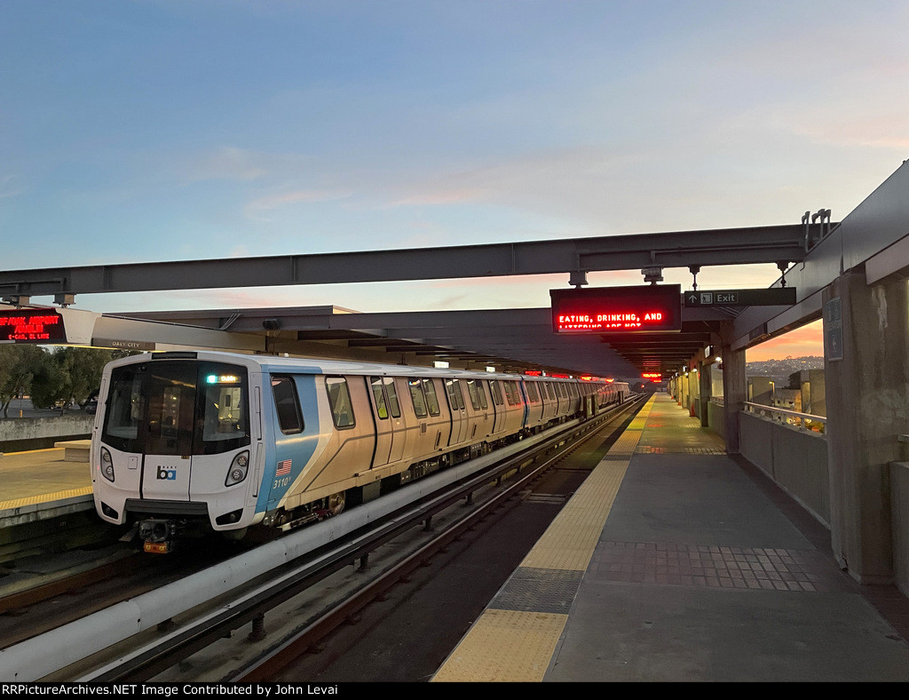 BART Train at Daly City Station